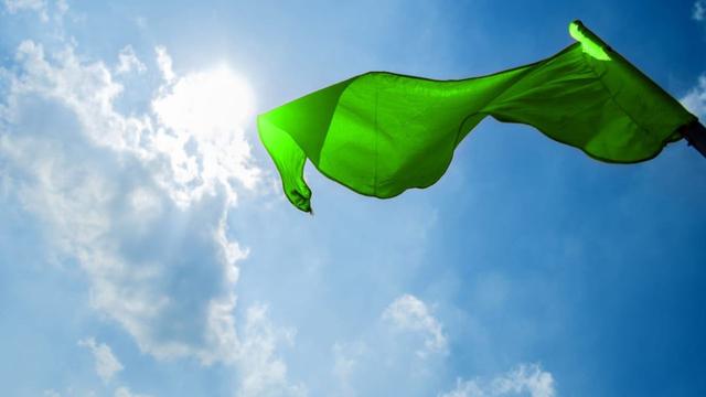 Green flag là đèn xanh Green flag là đèn xanh
