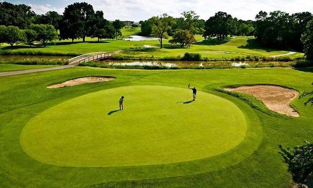 Green trong golf là gì? Luật đánh golf trên vùng green mới nhất 2022 Green trong golf là gì? Luật đánh golf trên vùng green mới nhất 2022