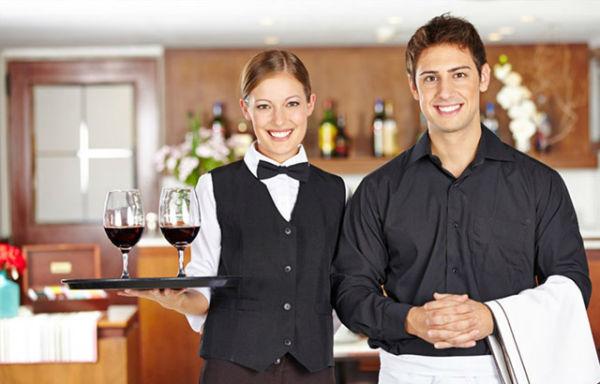 4. Các chức danh và vị trí công việc liên quan đến Staff trong lĩnh vực dịch vụ, nhà hàng và khách sạn
