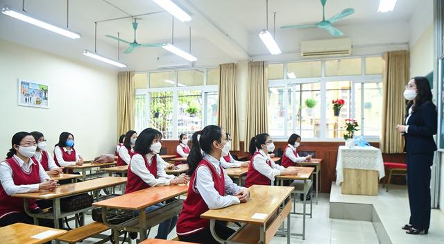 4. Chế độ đào tạo của trường Tư Thục và trường Công Lập 4. Chế độ đào tạo của trường Tư Thục và trường Công Lập